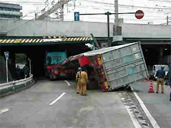 重戦車、撃沈? 重戦車、撃沈?